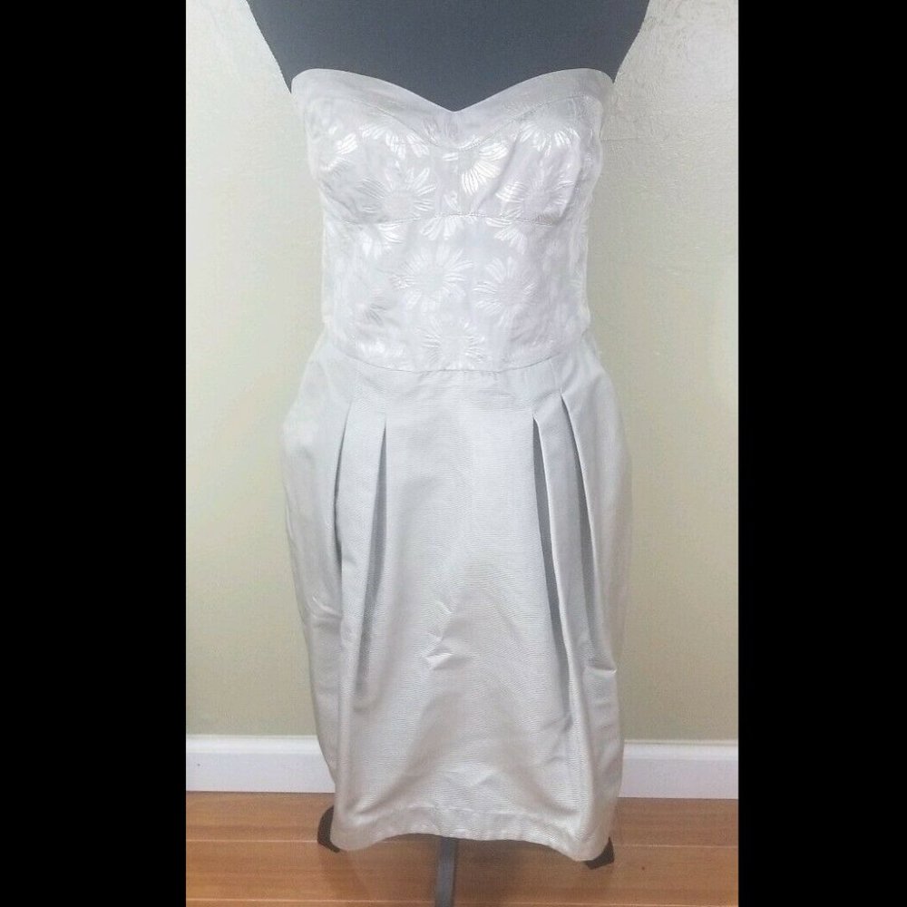 CYNTHIA STEFFE Dress Flowers Sleeveless Pockets